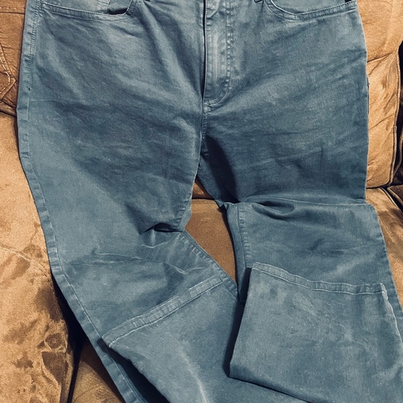 Flint and Tinder 365 casual pants - Picture 2 of 13